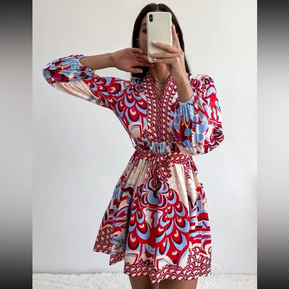 Graphic Print Belted Dress